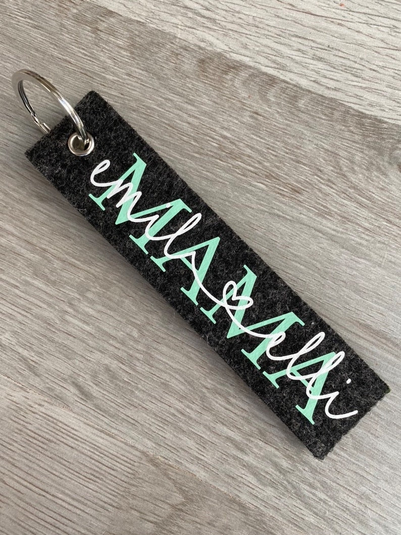 Personalisierte Schlüsselanhänger aus Filz | Filzanhänger mit Namen | Mama | Papa | Oma | Opa | Mom | Dad | Onkel | Tante